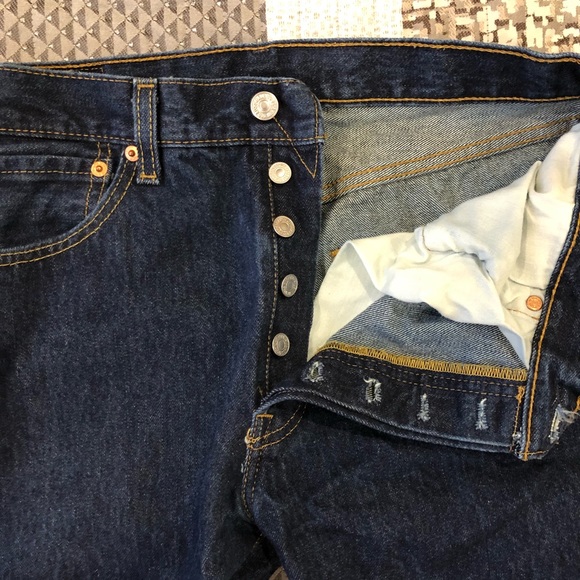 Levi’s 501® Original Fit Men’s Jeans - Picture 3 of 6